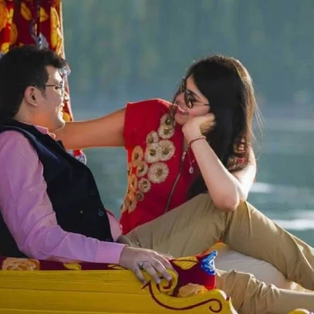 Kashmir Honeymoon Tour Package